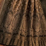 Moonlight Zari Women’s Shawl – Radiant Gold Heritage Design