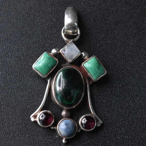 Hidden Treasure Malachite Garnet Pendant - Tibetan Jewelry | Baga Ethnik Living