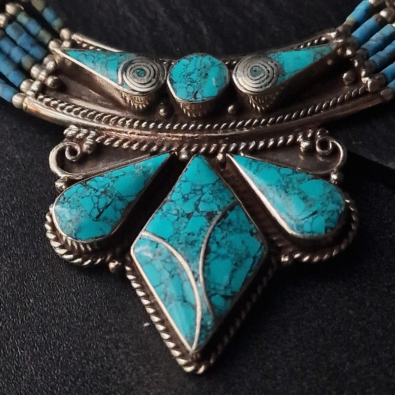 Traditional Lapis Lazuli Necklace