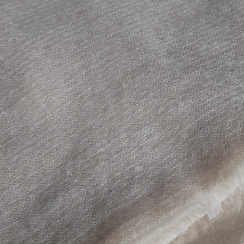 Authentic Cashmere Extremely soft and lightweight Pashmina - light yellow