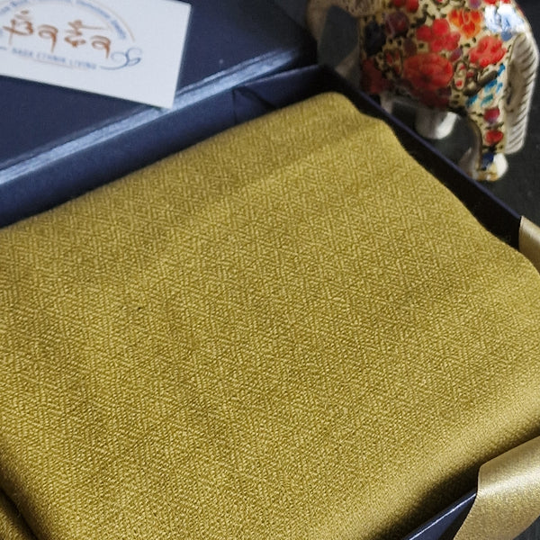 Kashmiri Handwoven Pashmina Diamond Weave Scarf - Khaki Green