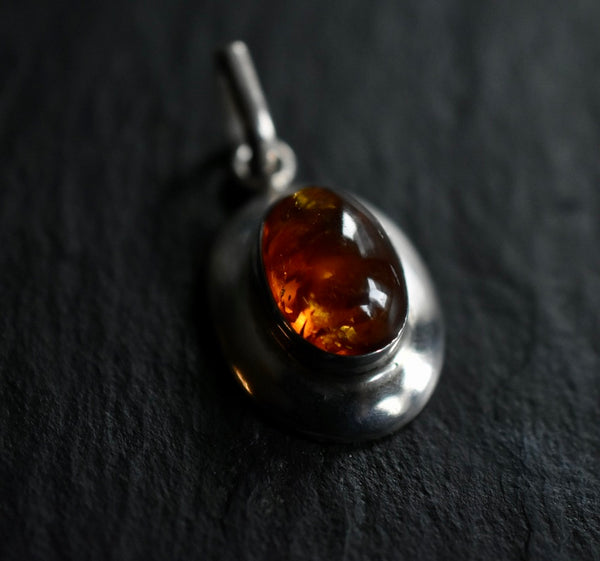 Beautifully Simple Vintage Baltic Ambr 925 Silver Sterling Pendant - Baga Ethnik Living