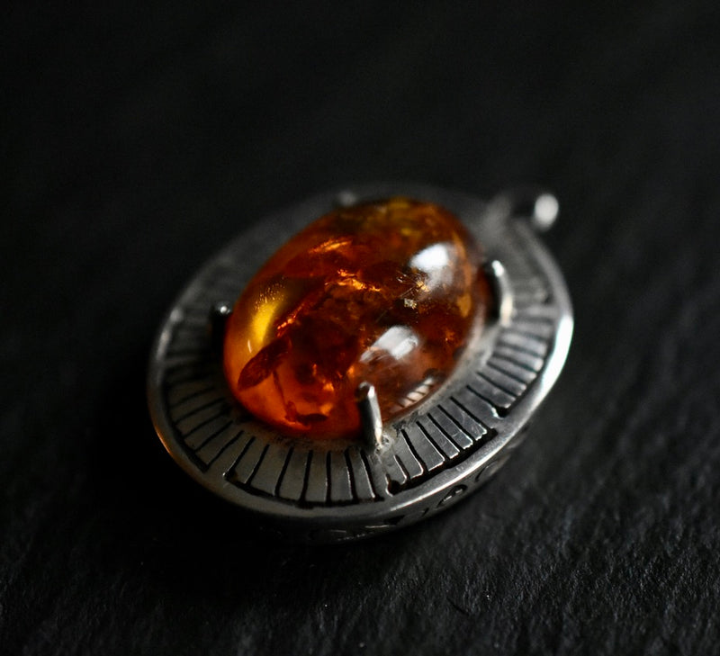 Extravagant Vintage Baltic Amber Silver Sterling 925 Pendant - Baga Ethnik Living