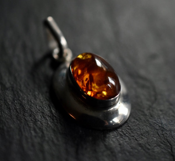 Beautifully Simple Vintage Baltic Ambr 925 Silver Sterling Pendant - Baga Ethnik Living