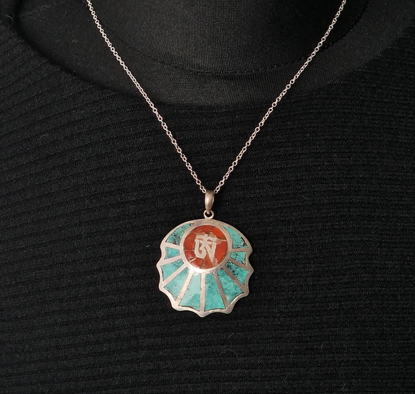 Unique Turquoise Pendant - Your Perfect Accessory