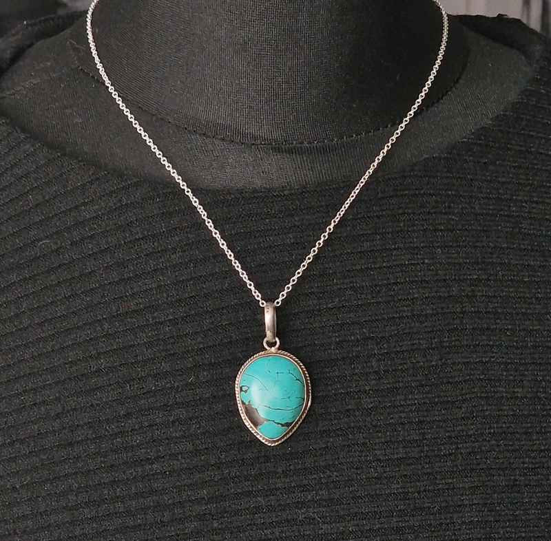 Vintage Turquoise Sterling Silver Pendant