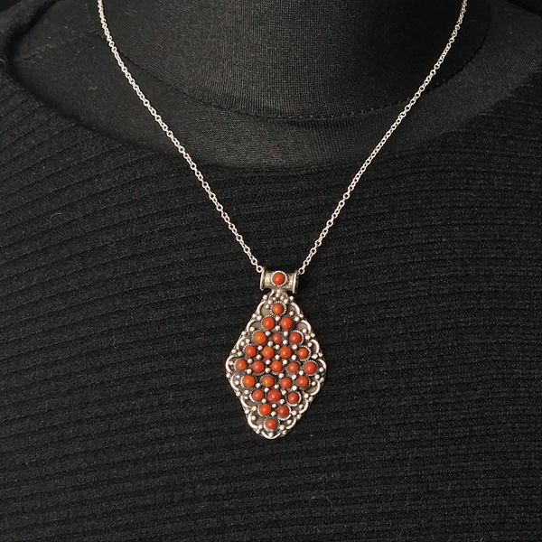 Coral Vintage Pendant - Perfect Gift for the Special One