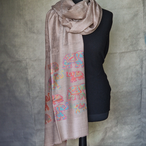 Luxury Cashmere Elephant Design Kani Brown Pashmina Shawl - Rustic Umber