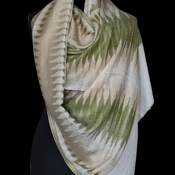 Handwoven Fine Wool Green Ikat Pashmina Kashiri Stole Scarf - Soft Fern - Baga Ethnik Living Default Title Accessories:Scarves & Wraps