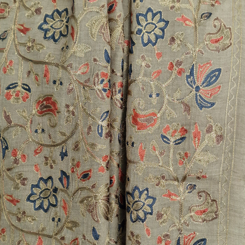 Chinar Design Nalki Embriodery Pashmina Stole – Luxury Fine Wool Beige