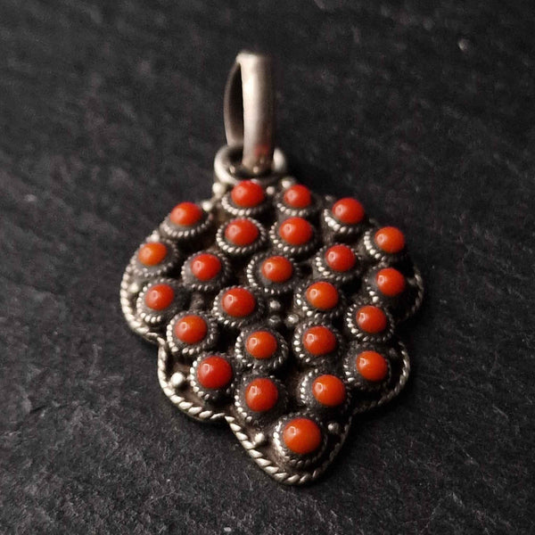 Handcrafted Himalayan Cabochon Coral Silver Sterling 925 Pendant - Baga Ethnik Living
