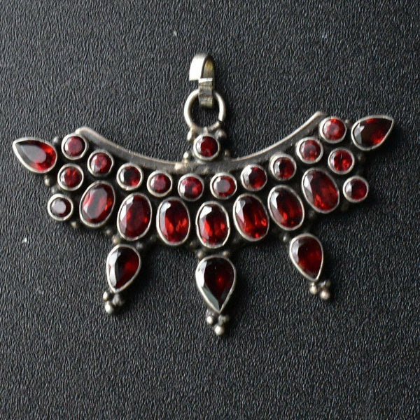 Royal Deep Red Faceted Garnet Silver Sterling 925 Pendant - Baga Ethnik Living